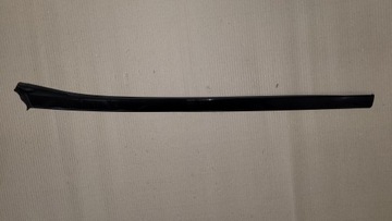 Планка скла лобовий ліва mercedes c-klasa w205 amg a2056900182 фото №1