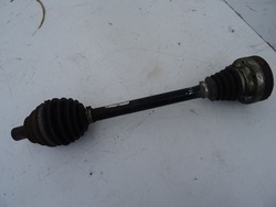 Vw beetle 5c 1.6 tdi піввісь ліва 5c0407271ar механічна коробка передач фото №1