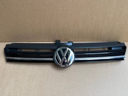 Решітка радіатора vw golf vii рестайлінг решітка бампера перед vw golf 7 рестайлінг радар 5g0853653 фото №1