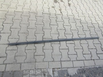 5 mercedes w124 85-89 права планка порогова прокладка накладка na поріг фото №1