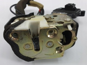 Замок дверь задний левый зад mazda 6 i gg фото №1