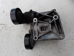 Volvo s40 v50 2.4 i лапи двигуна натягувач 8692808 фото №1