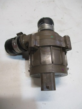 Насос воды jeep compass 1,3hyb 20r 00521365860 фото №1
