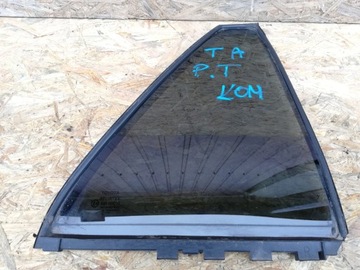 Скло зад права трикутник toyota avensis t25 03-12 фото №1