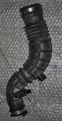 Шланг труба воздуховод clio iv captur tce 165764382r фото №1