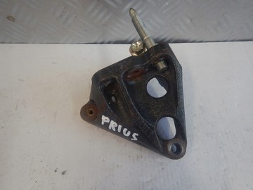 Lexus ct toyota prius iii 1.8 лапи двигуна фото №1