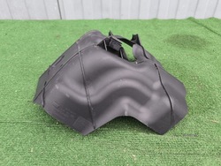 Audi q7 4m захист двигуна 4m0103926c фото №1