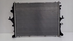 Audi q7 4l vw touareg радіаторів води 7l6121253e фото №1