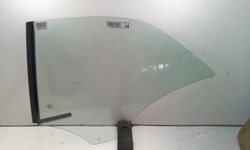 Стекло боковая левая задняя audi a3 cabrio 2008-2014 фото №1