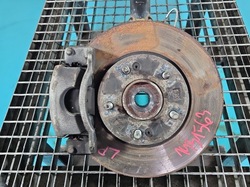 Поворотна опора ліва ступиця перед 1.0 t-gdi hyundai kona i фото №1