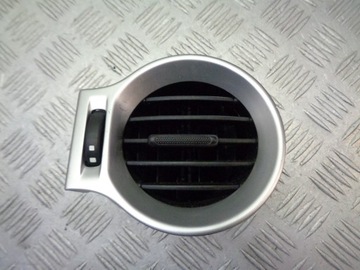 Решітка повітропровід ліва renault koleos фото №1