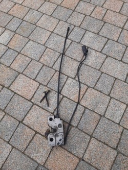 Замок капота fabia iii 6v0823509d болты фото №1