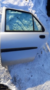 Двері лівий зад ford fiesta 97r hb фото №1