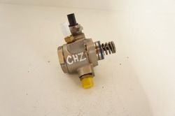 Помпа пального vw golf vii polo 1,0 tsi 04e127026bh фото №1