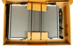 Радиаторов mercedes класс e w210 1995 - 200 фото №1