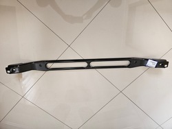 Volvo xc60 08-17 балка нижня перед фото №1