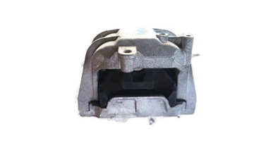 Vw golf v 05r 1.6 vti лапи подушка двигуна 1k0199262aj фото №1