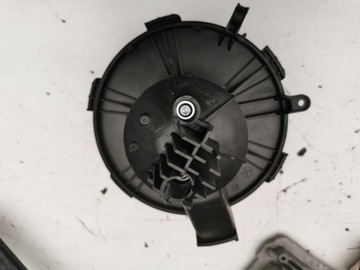 Opel zafira b воздуходувка воздуховод d8087 фото №1