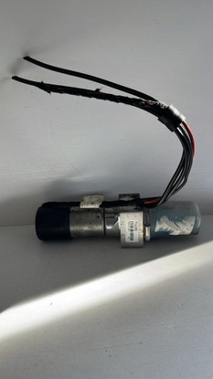 Насос крыша audi r8 spyder cabrio dpe1-113067 фото №1