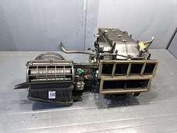 Tesla motors модель s обігрівач фото №1