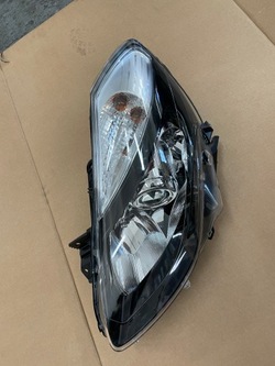 Лампа перед clio iii нова фото №1