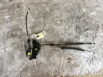 Hyundai i30 i 07- хэтчбек замок дверь правые зад 4pin фото №1