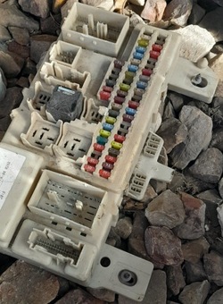 Коробка предохранителей ford focus c-max mk1 фото №1