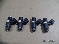 Форсунка инжектор clio iii 1.2 tce 8200579081 фото №1