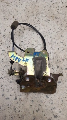 Замок двері зад праві mazda mpv ii фото №1