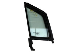 Opel agila b скло трикутник двері праві перед 2009 r. 2010 r. фото №1