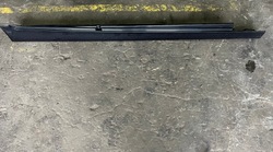 Поріг планка порогова права bmw f10 f11 сірий b90 7320772 фото №1