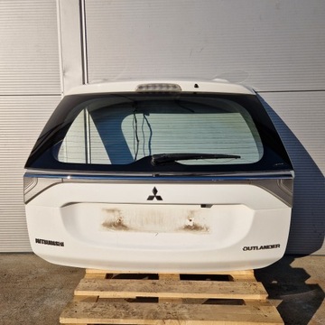 Mitsubishi outlander iii w37 кришка задня фото №1