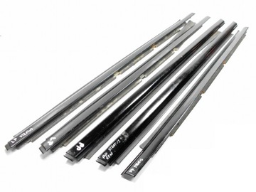 Chrysler stratus ущільнювач прокладка скла двері фото №1