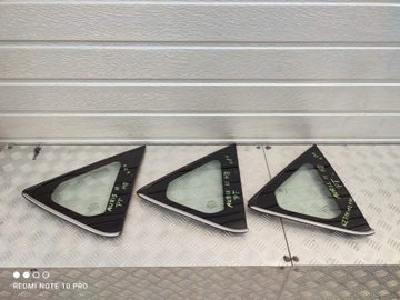 Toyota auris ii hb скло кузовна права зад 5d фото №1