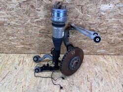 Підвішування амортизатор важіль поворотна опора праві перед mercedes w213 airmatic фото №1