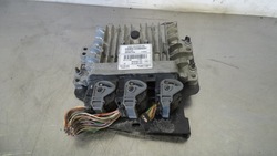 Комп'ютер двигуна renault megane iii 1.5dci фото №1
