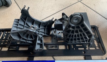 Mercedes b клас w246 тримач кронштейн насоса abs кріплення основа пластик фото №1