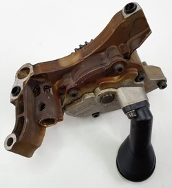 Насос масла vw golf vi 1.4 tsi 03c105q фото №1