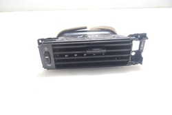 Решітка повітропровід середня права volvo v70 iii фото №1