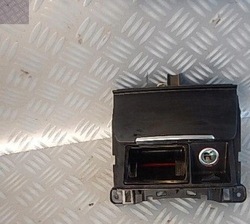 Audi q5 попільничка фото №1