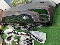 Land rover range rover velar 2018 перед бампер переднее фото №1