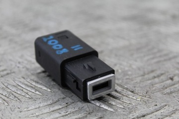 Гнездо usb тип c peugeot 2008 ii 2 9831377180 фото №1