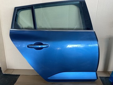 Renault megane iv універсал двері задні праві terqe скло планка замок ручка фото №1