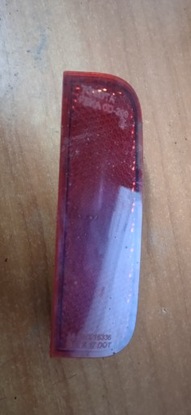 Toyota yaris отражатель бампера задний 81910-0d040 фото №1