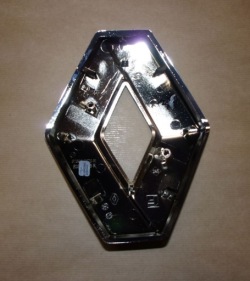 Емблема оригінальний номер renault фото №1