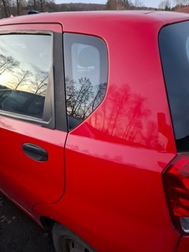 Chevrolet aveo t250 hb стекло кузовная левый зад боковая фото №1