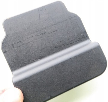 Заглушка сидіння зад bmw x3 e83 рестайлінг фото №1