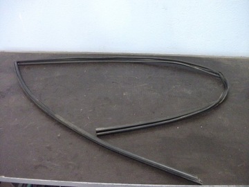 Прокладка скла двері праві перед grand vitara ii фото №1