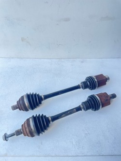 Cupra formentor 2.5 tsi - полуось правая левая 5qn407272j фото №1