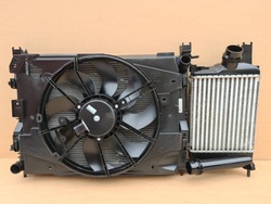 Комплект радіатор вентилятор dacia duster 1.5dci фото №1